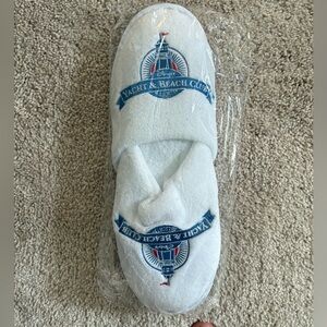 NWT Disney World Hotel Yacht and Beach Club Slippers - One Pair only